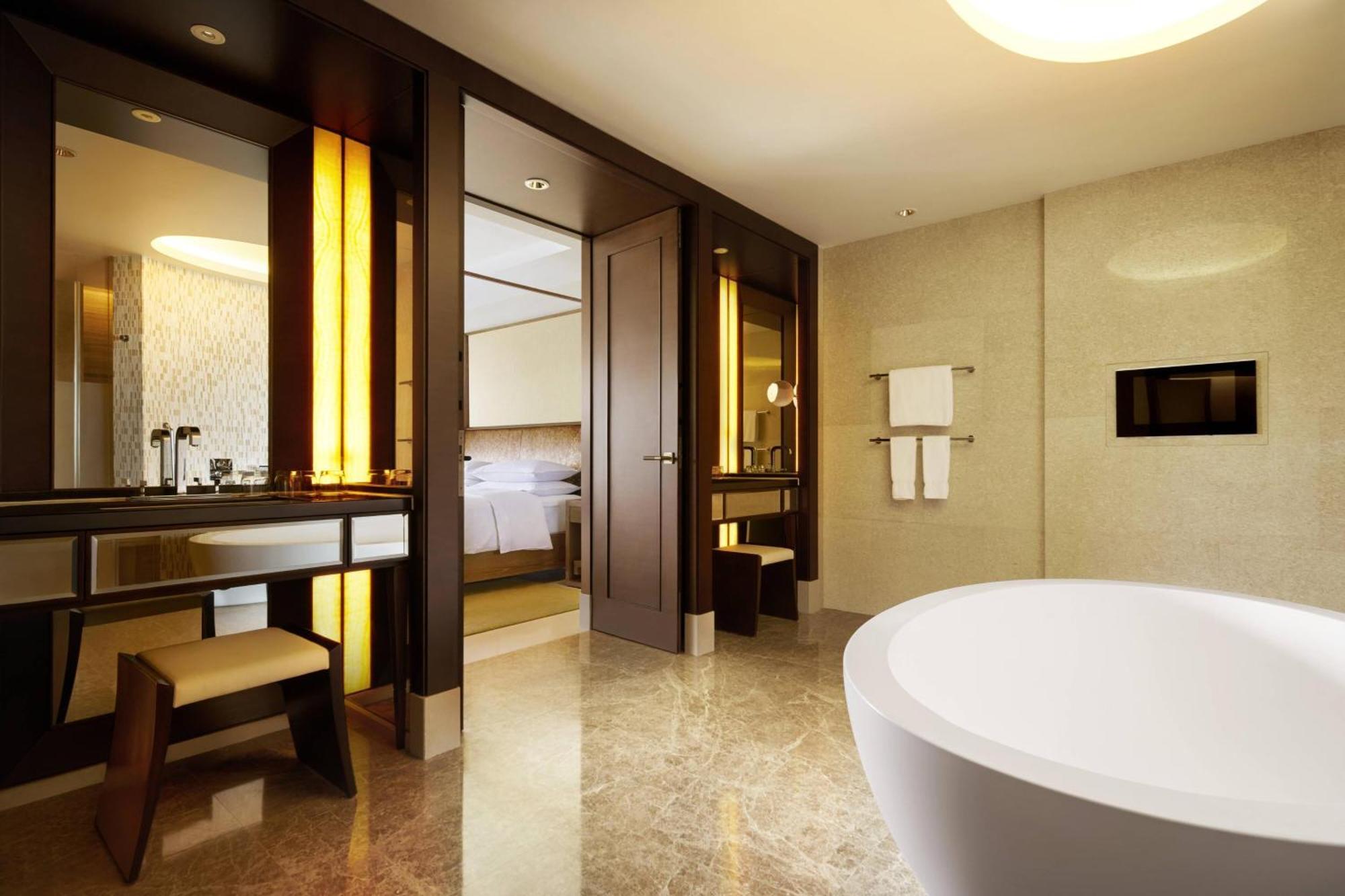 Sheraton Shenzhou Peninsula Resort Wanning Extérieur photo