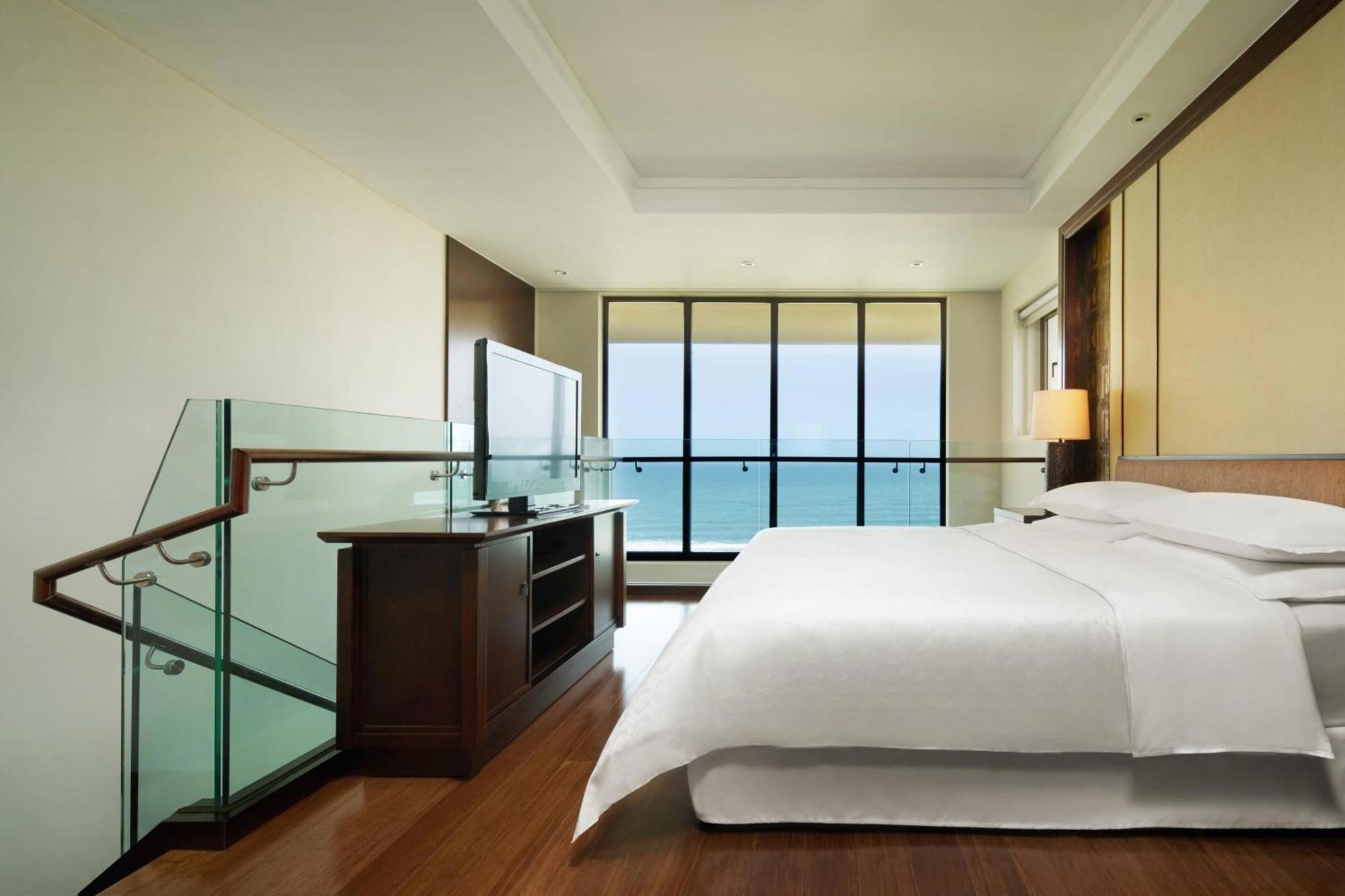 Sheraton Shenzhou Peninsula Resort Wanning Extérieur photo